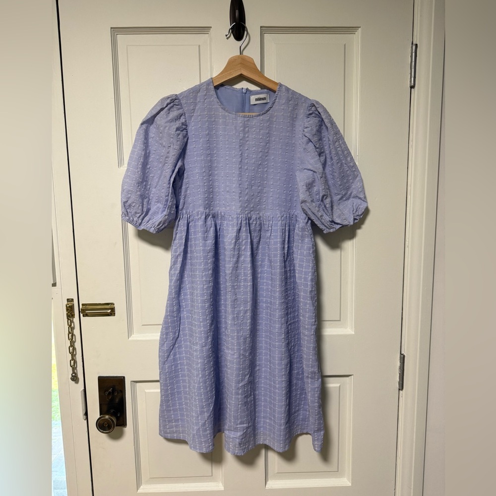 Minimum dress